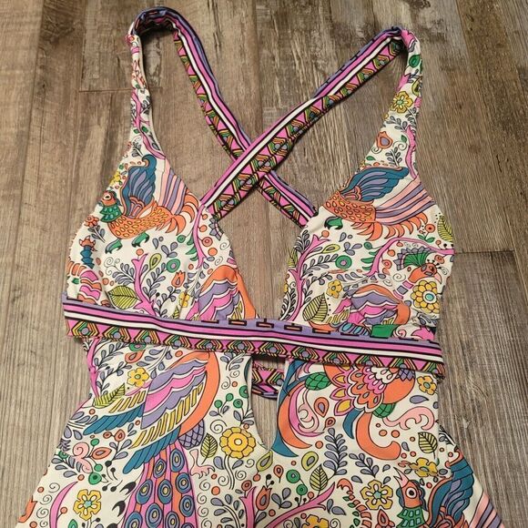 Trina Turk Jungle Beach Print Cross Back One Piece Halter Swimsuit US 12 - Picture 4 of 9